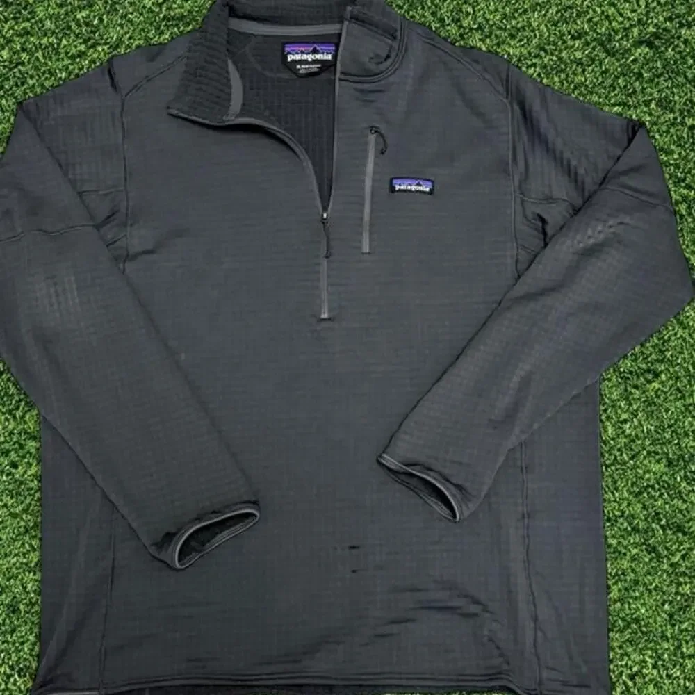 Patagonia r1 14 zip pullover